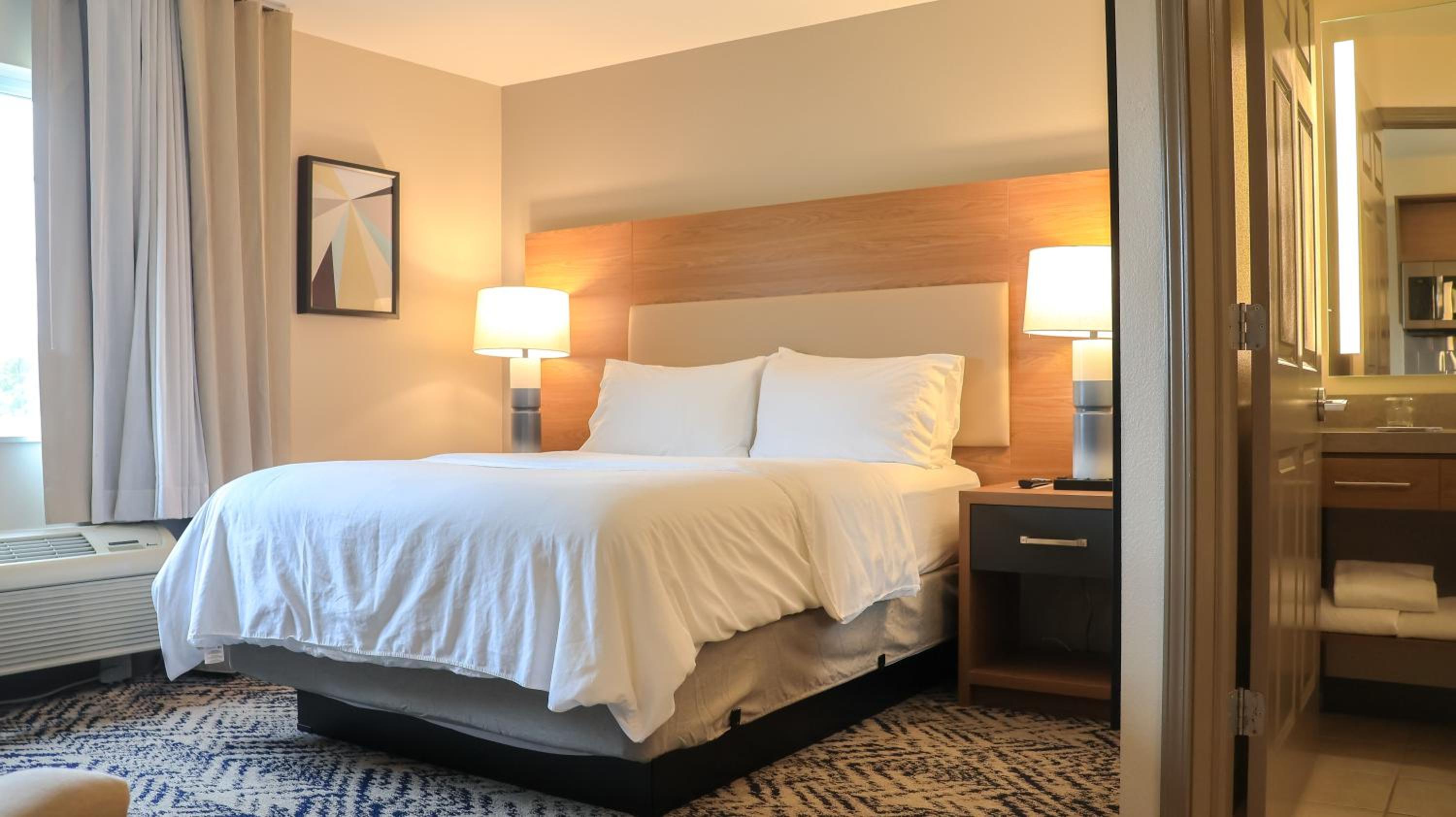 Studio, Suite, King Bed, Queen Bed, Accessible