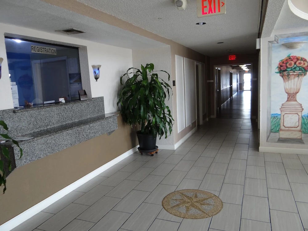 Regency Inn & Suites Houston East I 10 8/52