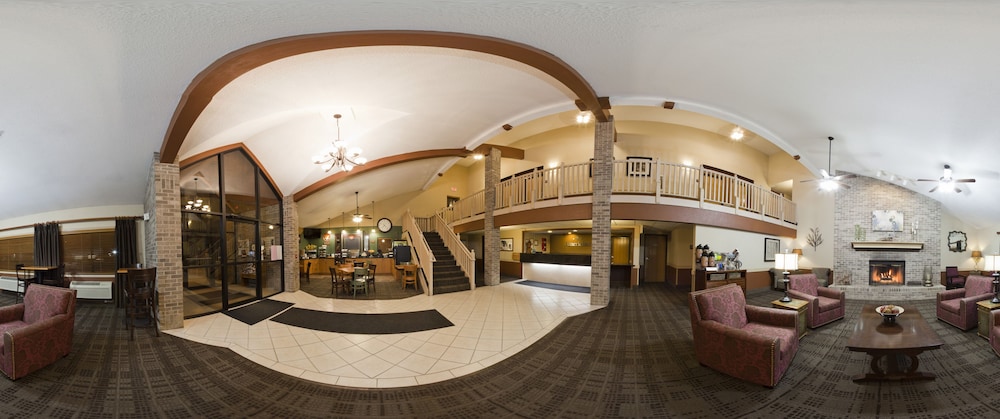 AmericInn by Wyndham Osceola 28/33