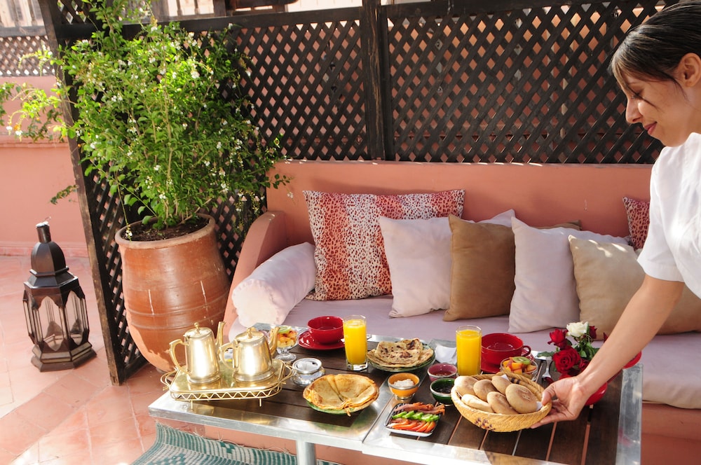 Riad Saba 50/64