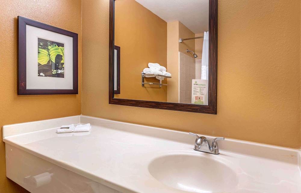 Extended Stay America - Chicago - Westmont - Oak Brook 37/44