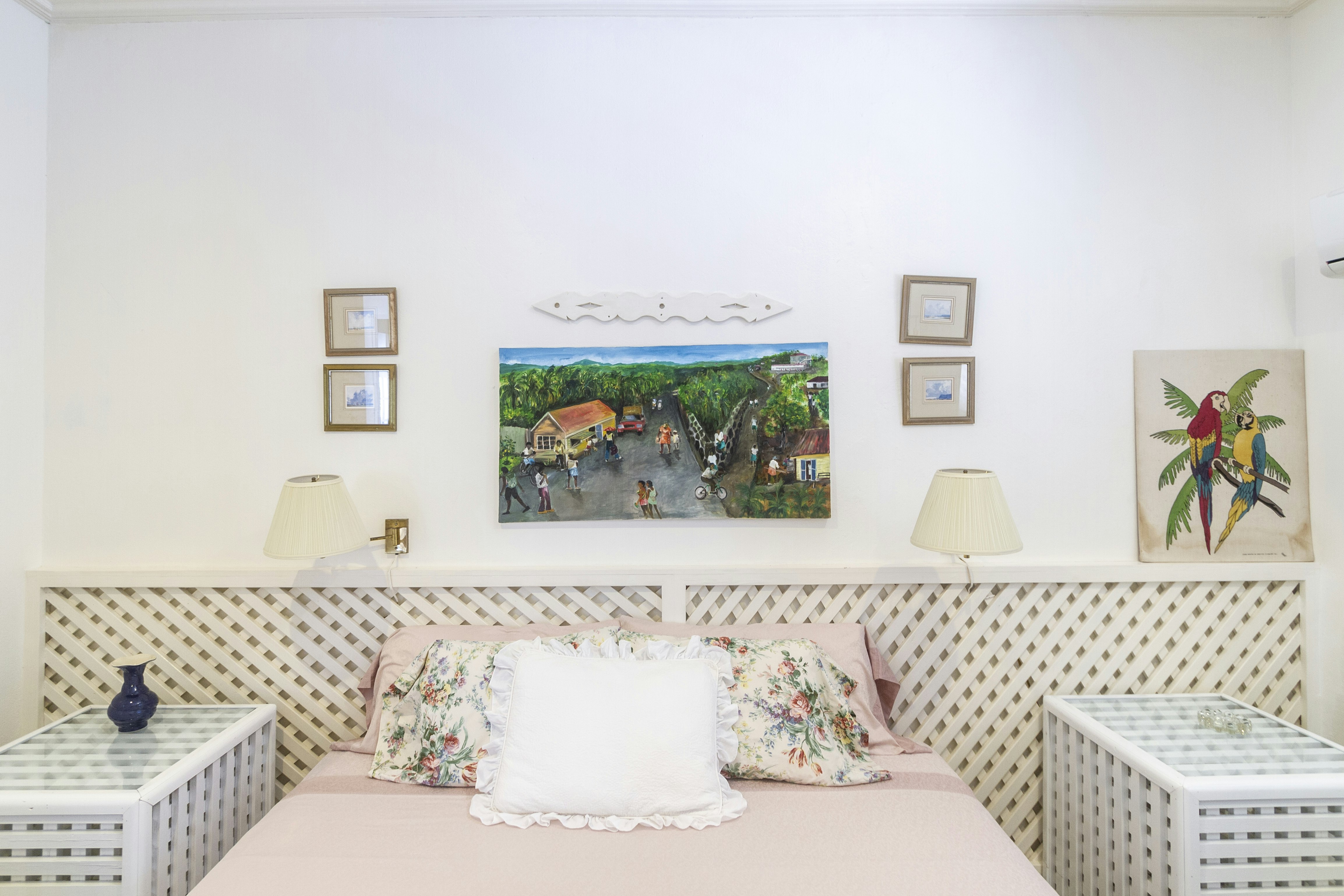 Bequia Beachfront Villa Hotel 61/83