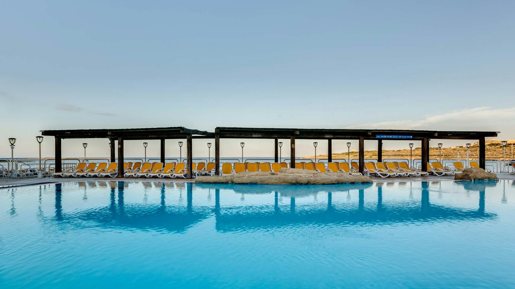 AX Sunny Coast Resort and Spa 24/24