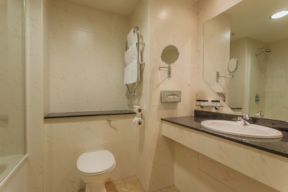 Canal Court Hotel 49/50