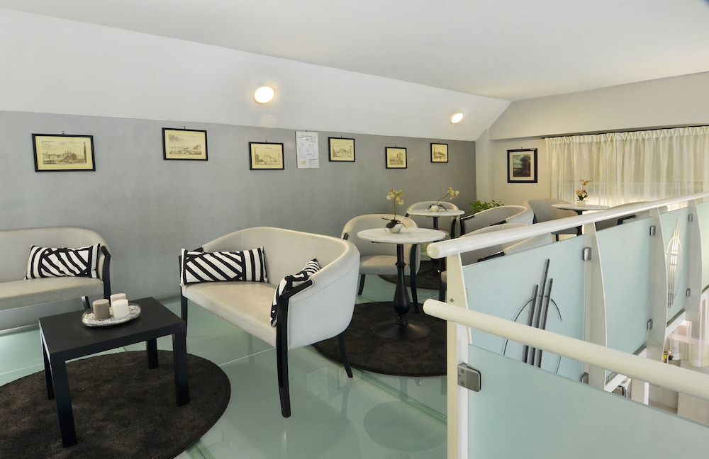 Hotel La Torre Pisa 39/60