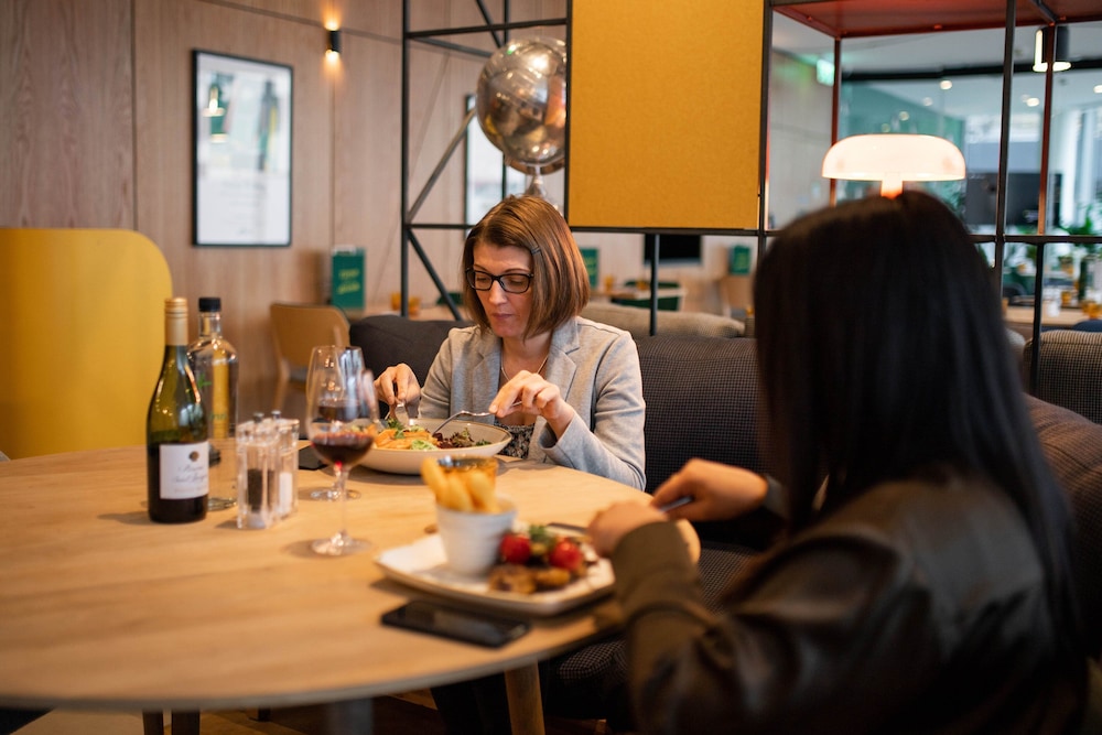 Holiday Inn London - Whitechapel by IHG 61/82