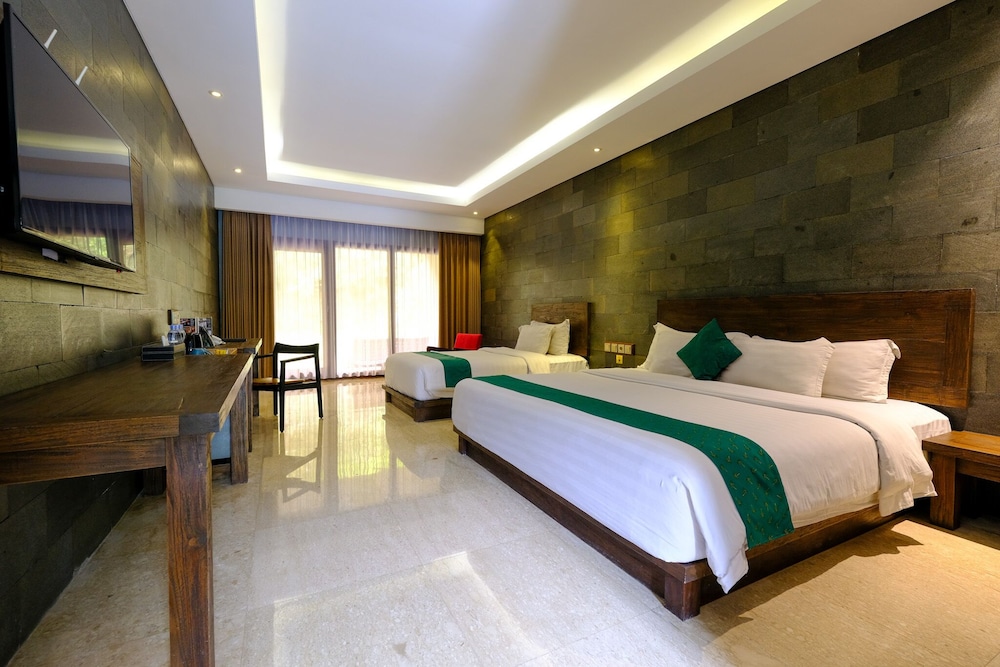 The Westlake Resort Yogya 17/57