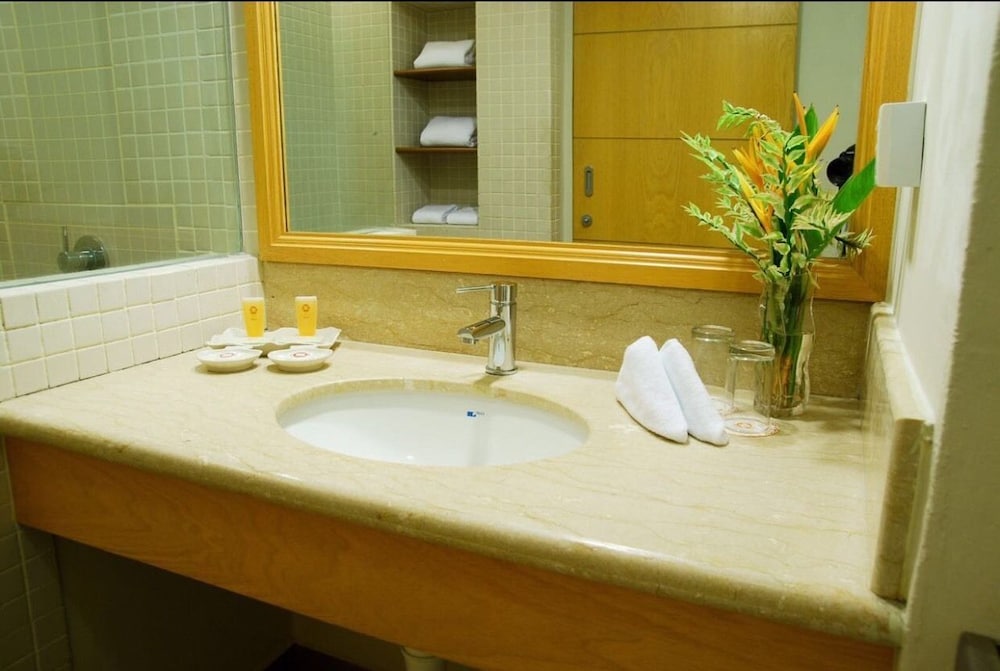 Seri Costa Hotel 46/50