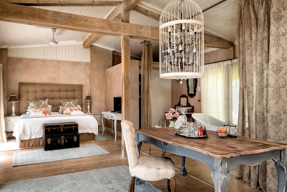 Petite Provence B B 50/68