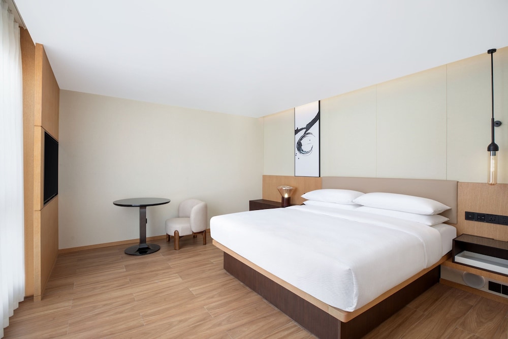Fairfield by Marriott Yangzhou Slender West Lake 10/25
