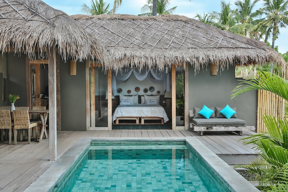 Slow Private Pool Villas 27/40