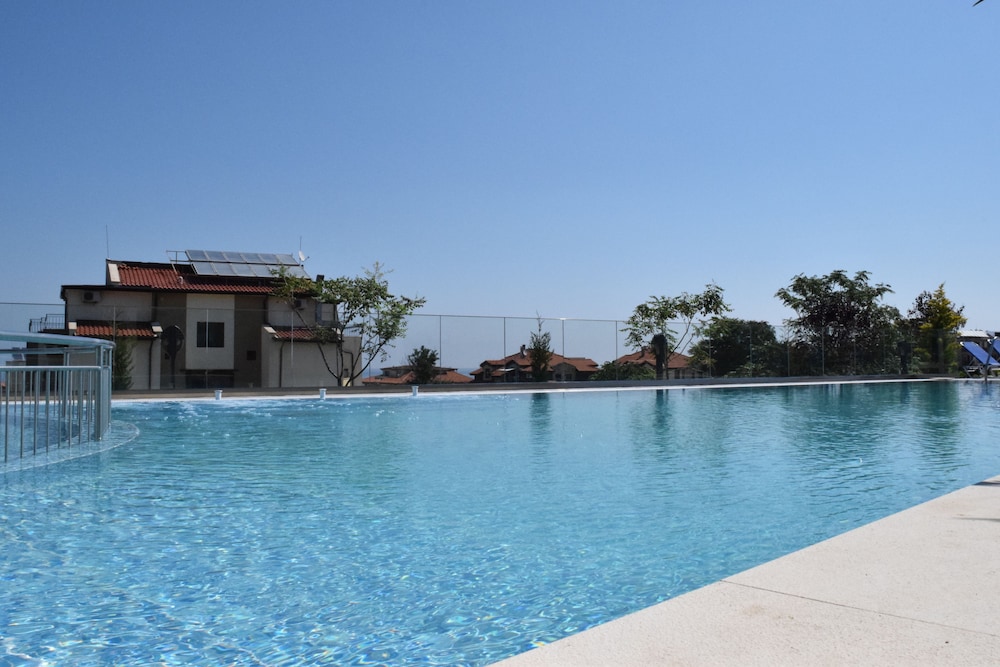 Cristiani Hotel 27/33