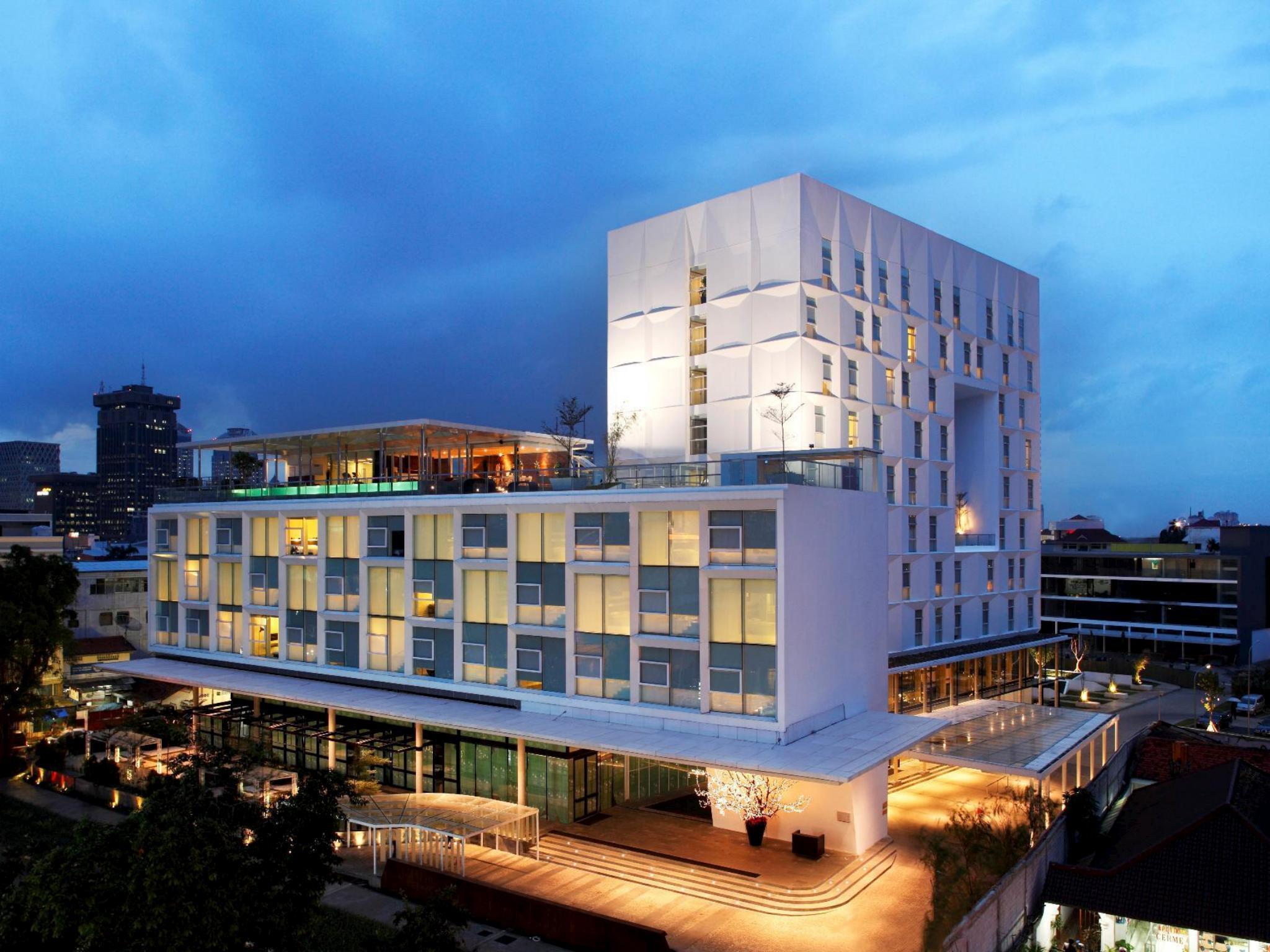 Morrissey Hotel Residences in JAKARTA