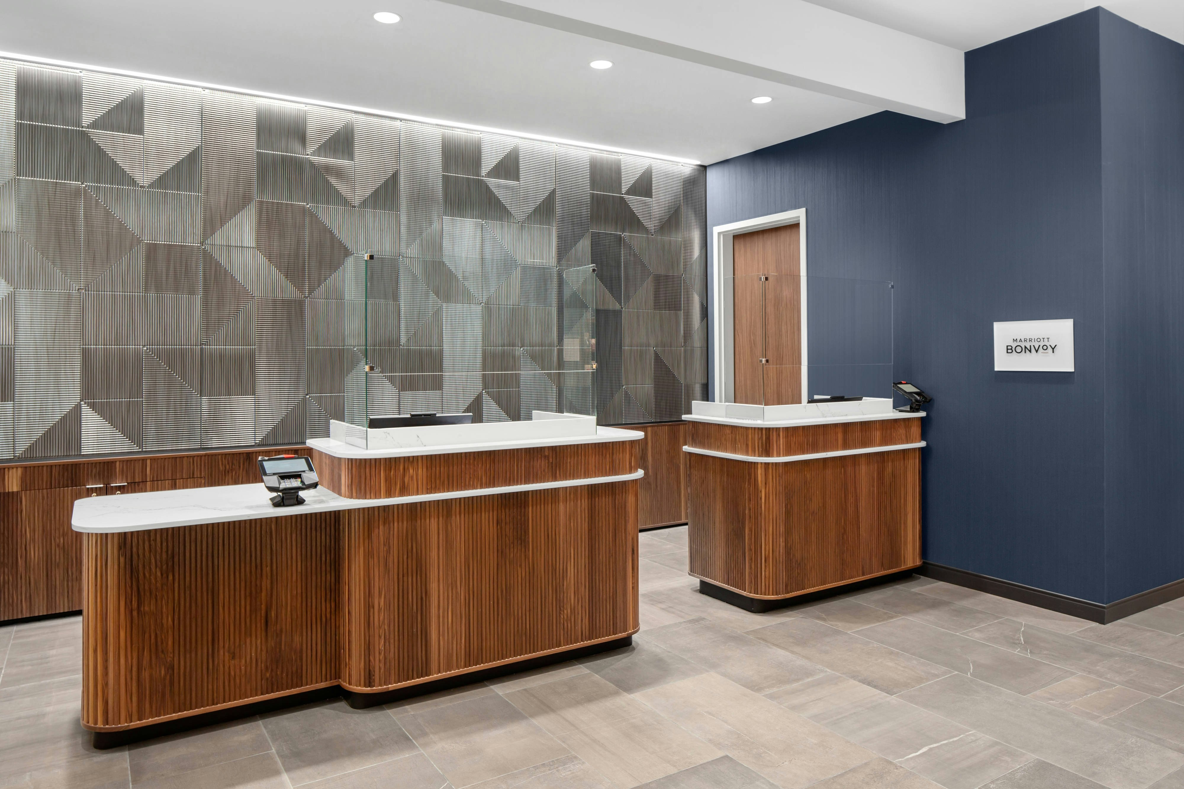 Courtyard by Marriott Lansing Downtown 2/20