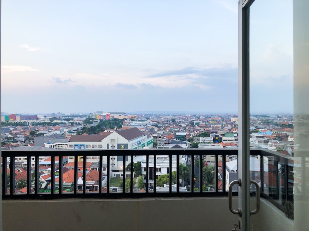 TWIN HOTEL(KT) 11/21