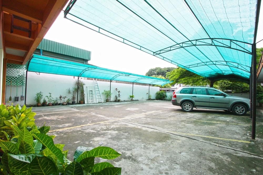 Chaba Chalet Hotel 31/32