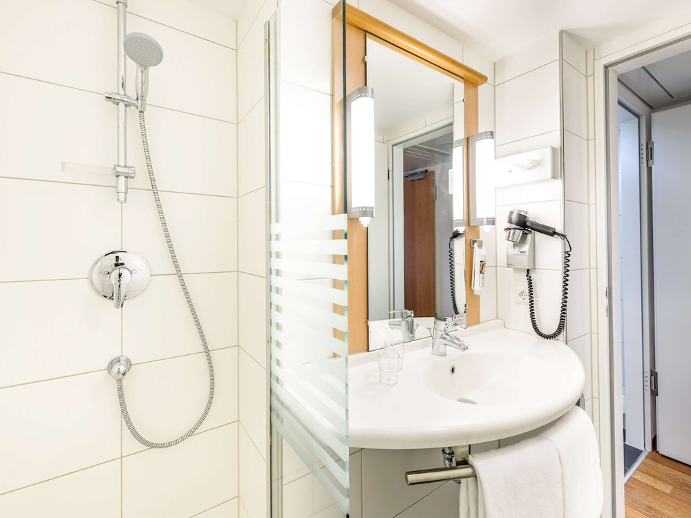 IBIS KONSTANZ 28/79