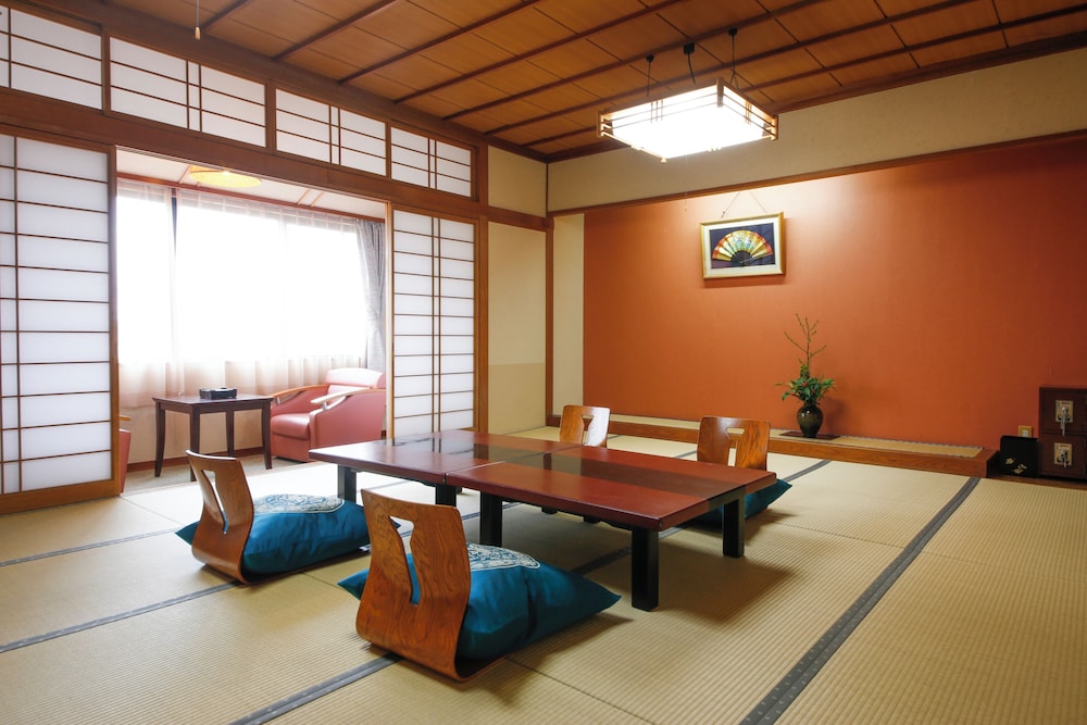 Hokuriku Yamashiro Onsen Hotel Kikyou 6/42