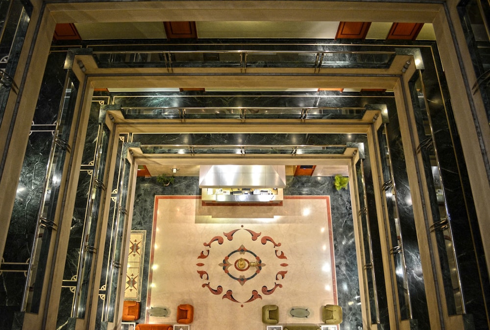 Hotel Samrat 10/40