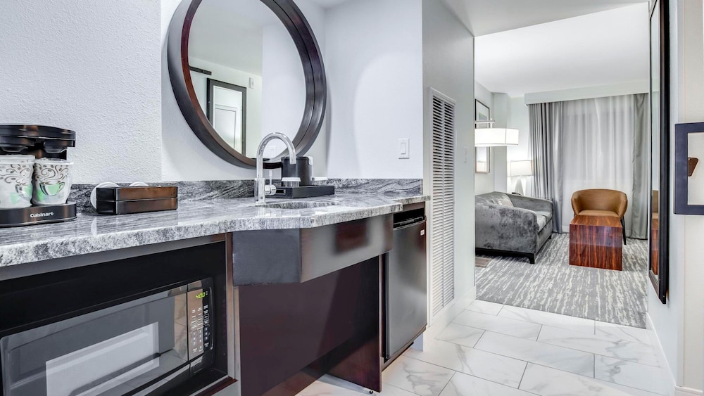 ROOM, 2 QUEEN BEDS, ACCESSIBLE