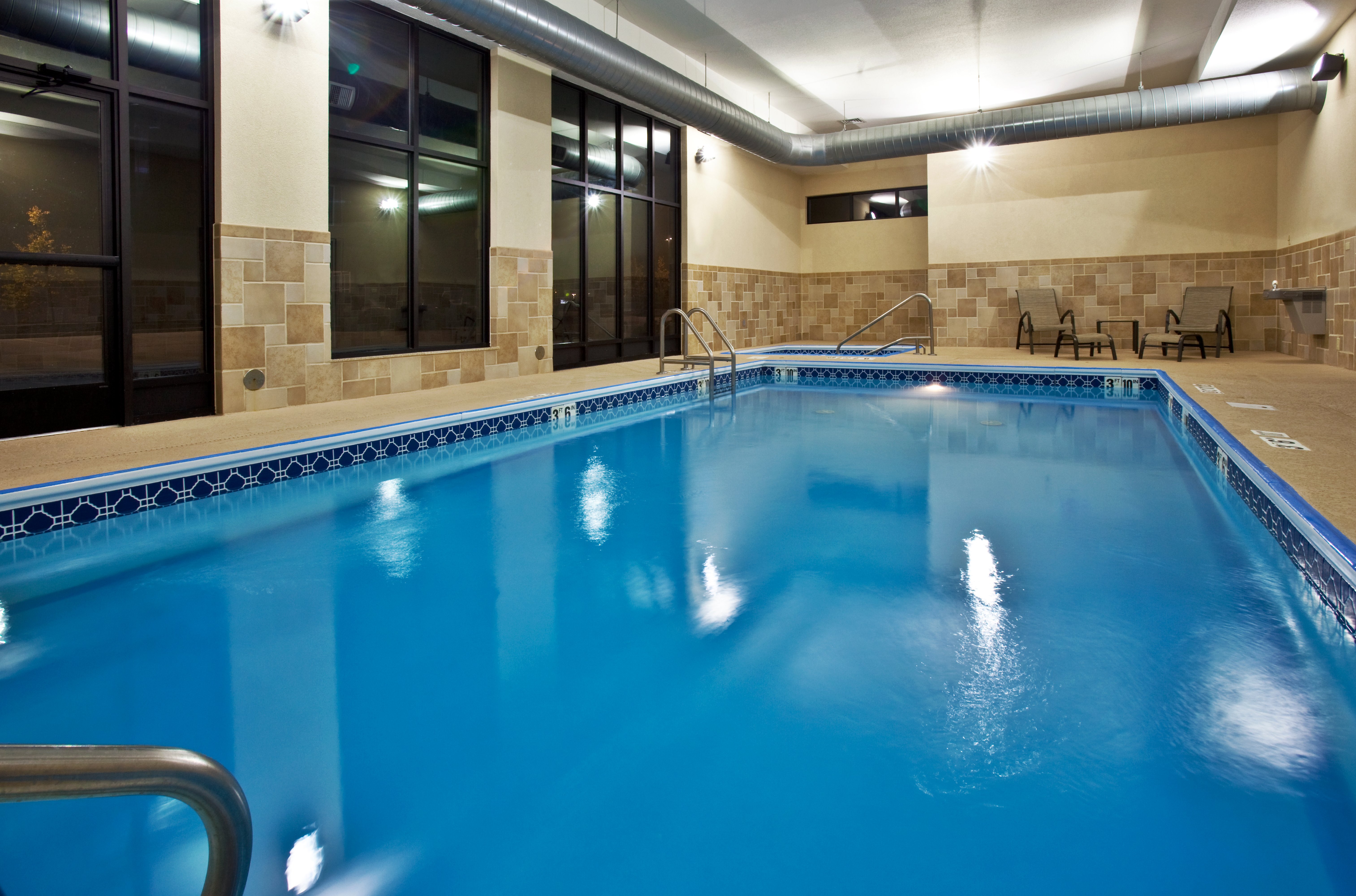 Holiday Inn Quincy, an IHG Hotel 39/75