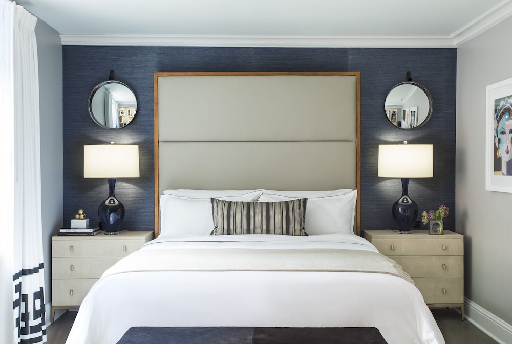 OMNI BERKSHIRE PLACE 27/62