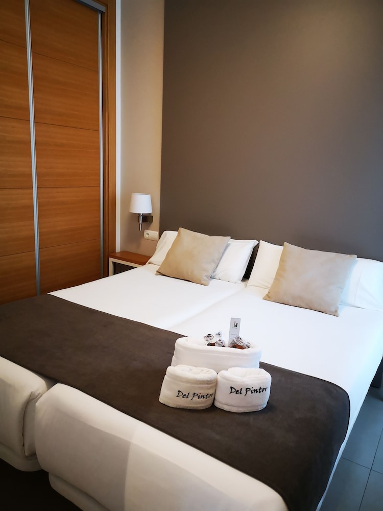 Suites Del Pintor Apartments 16/57