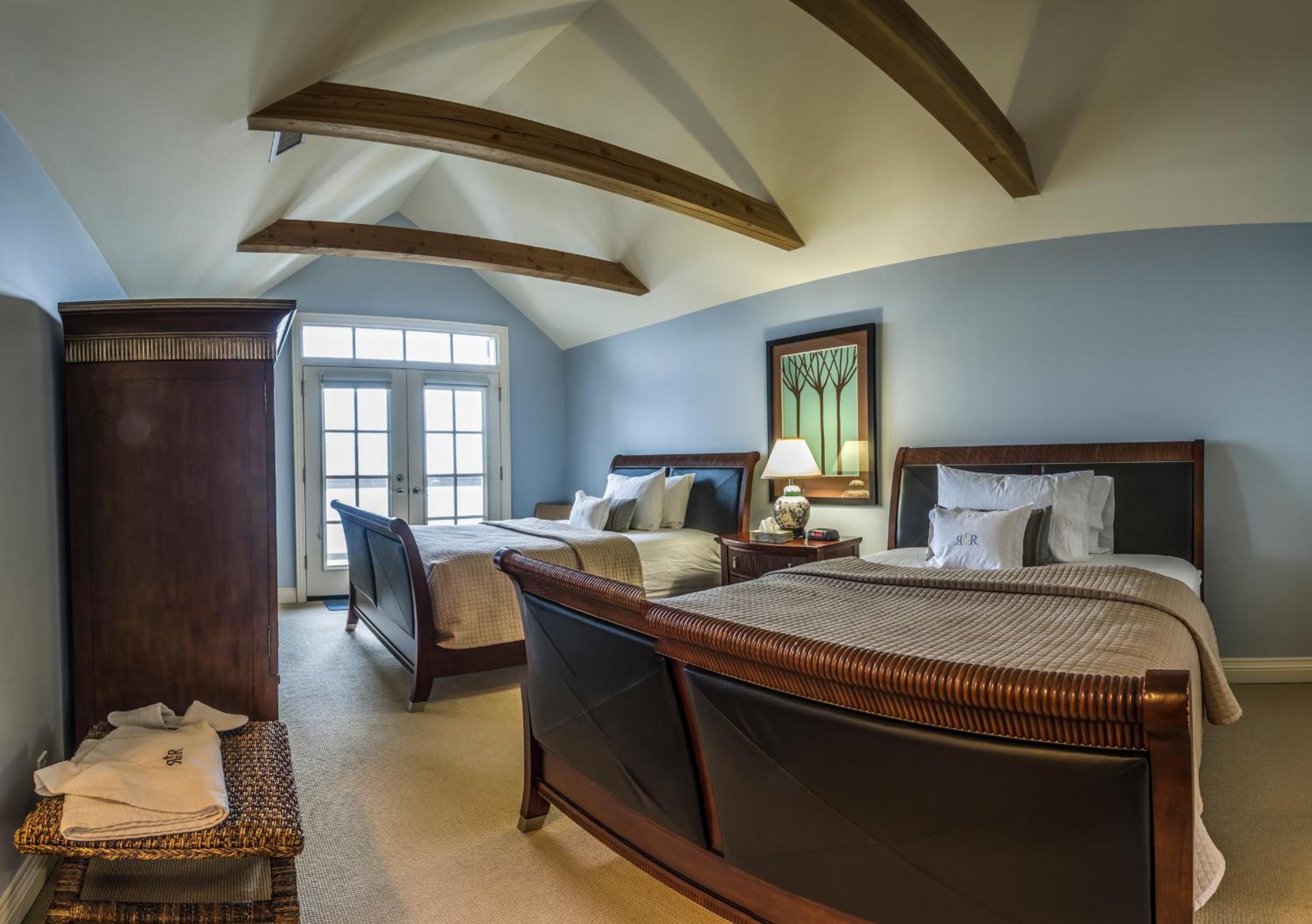 Loft, 2 Queen Beds, Water Side