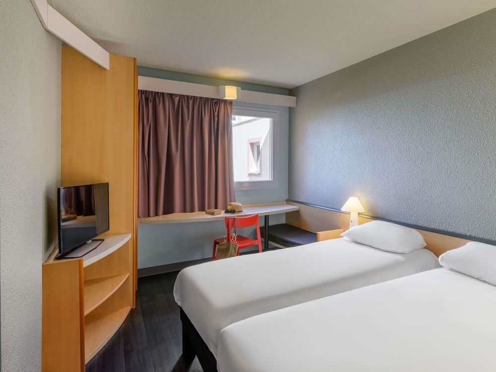 Ibis Falaise Coeur De Normandie 10/58