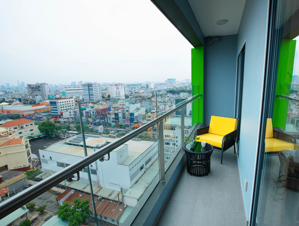 Republic Plaza Apartment 32/38