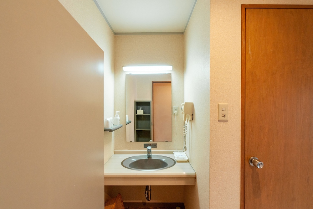 KIKUCHI GRAND HOTEL 24/27