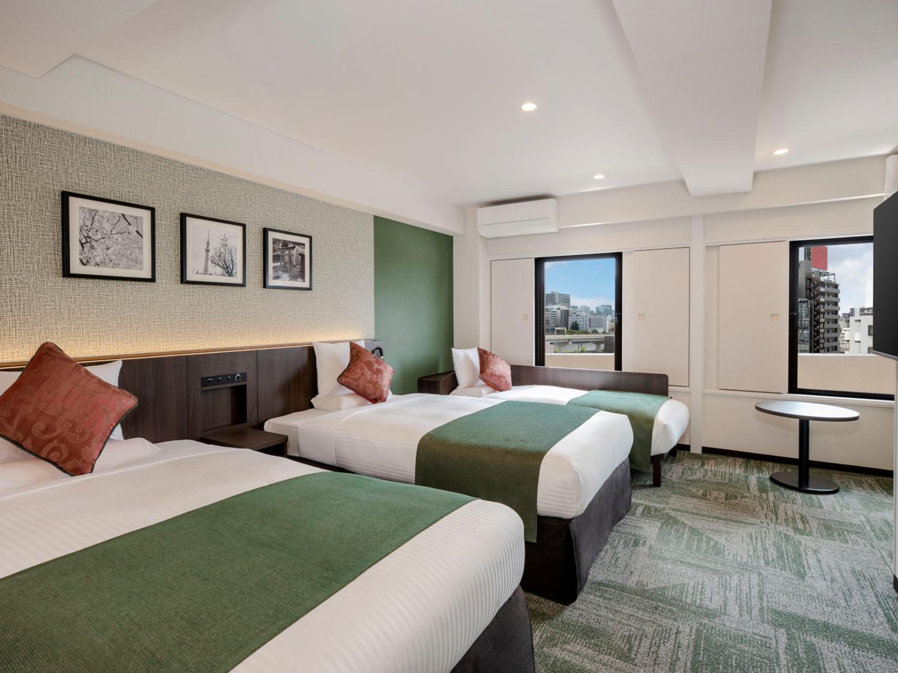 Renovated, Superior, Twin Beds, with Extra Bed