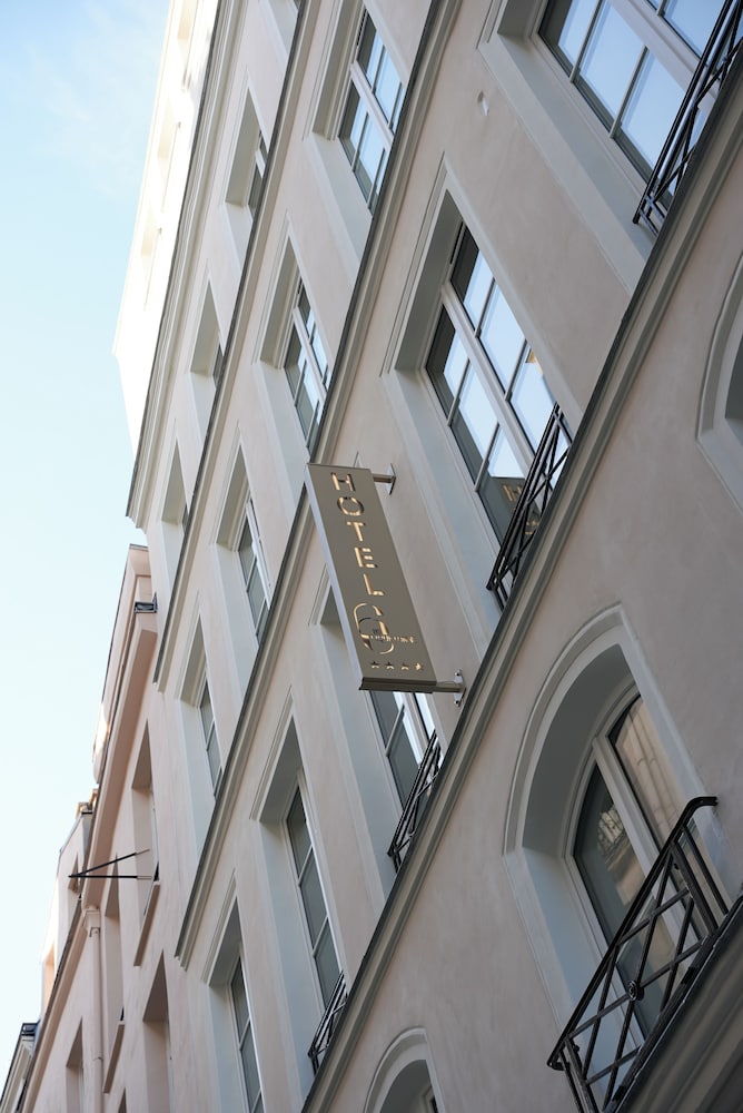 Hotel Le 6 Tiquetonne in PARIS