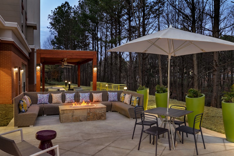 Hampton Inn Suites Johns Creek 28/47