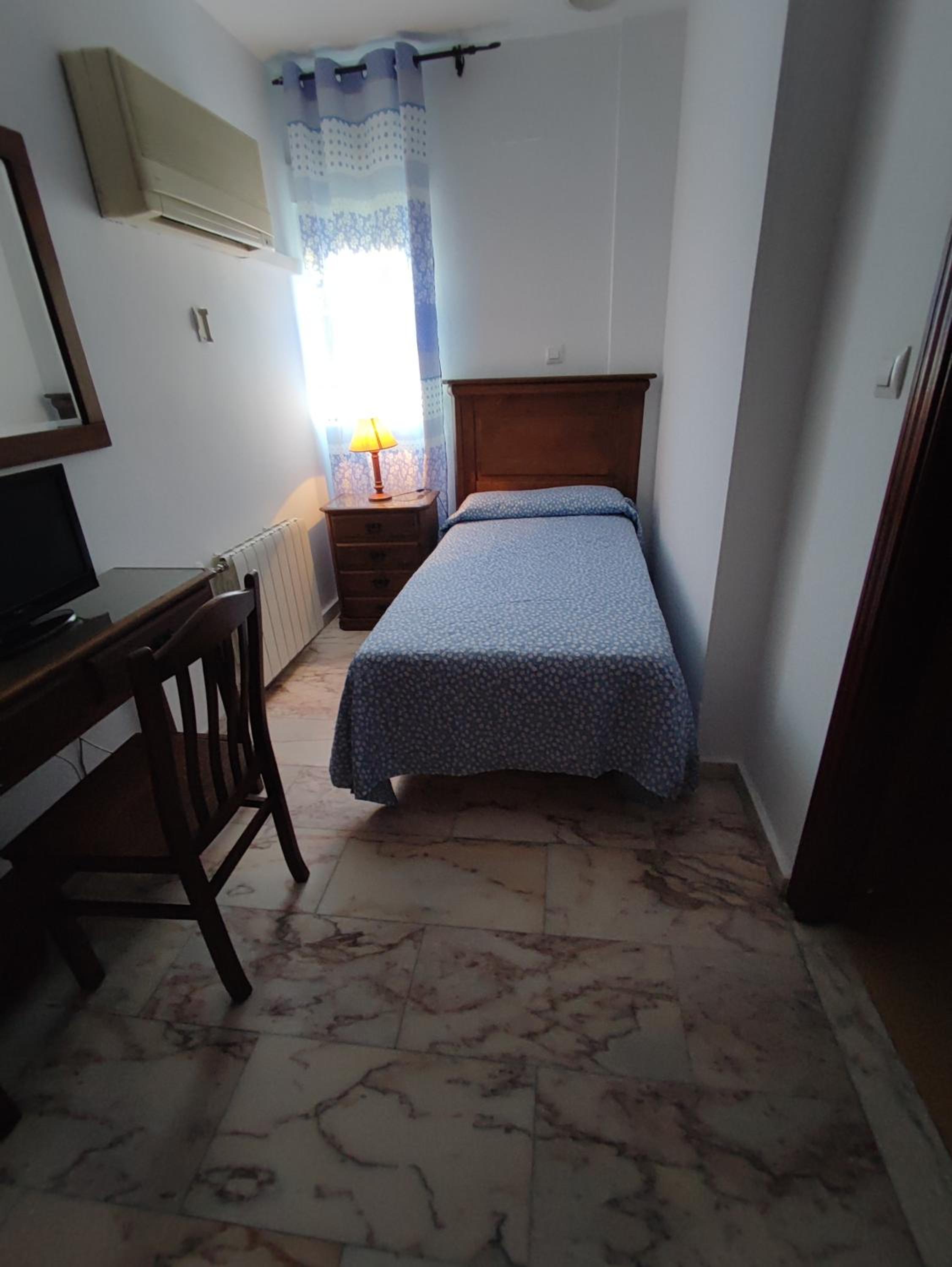Hotel Cervantes 23/37