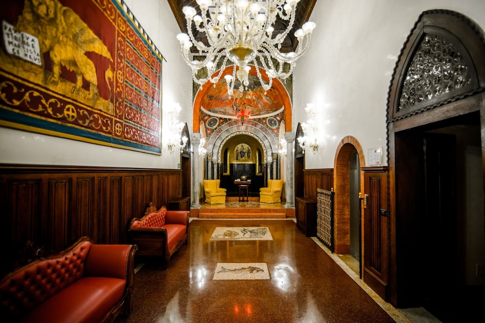 Palazzo Stern Hotel 68/88