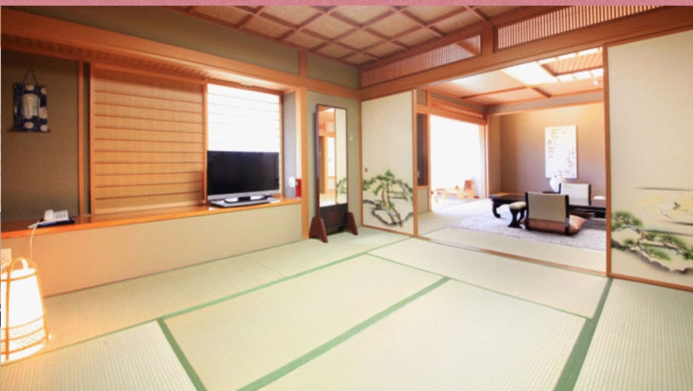 Ryotei Hanayura 39/50