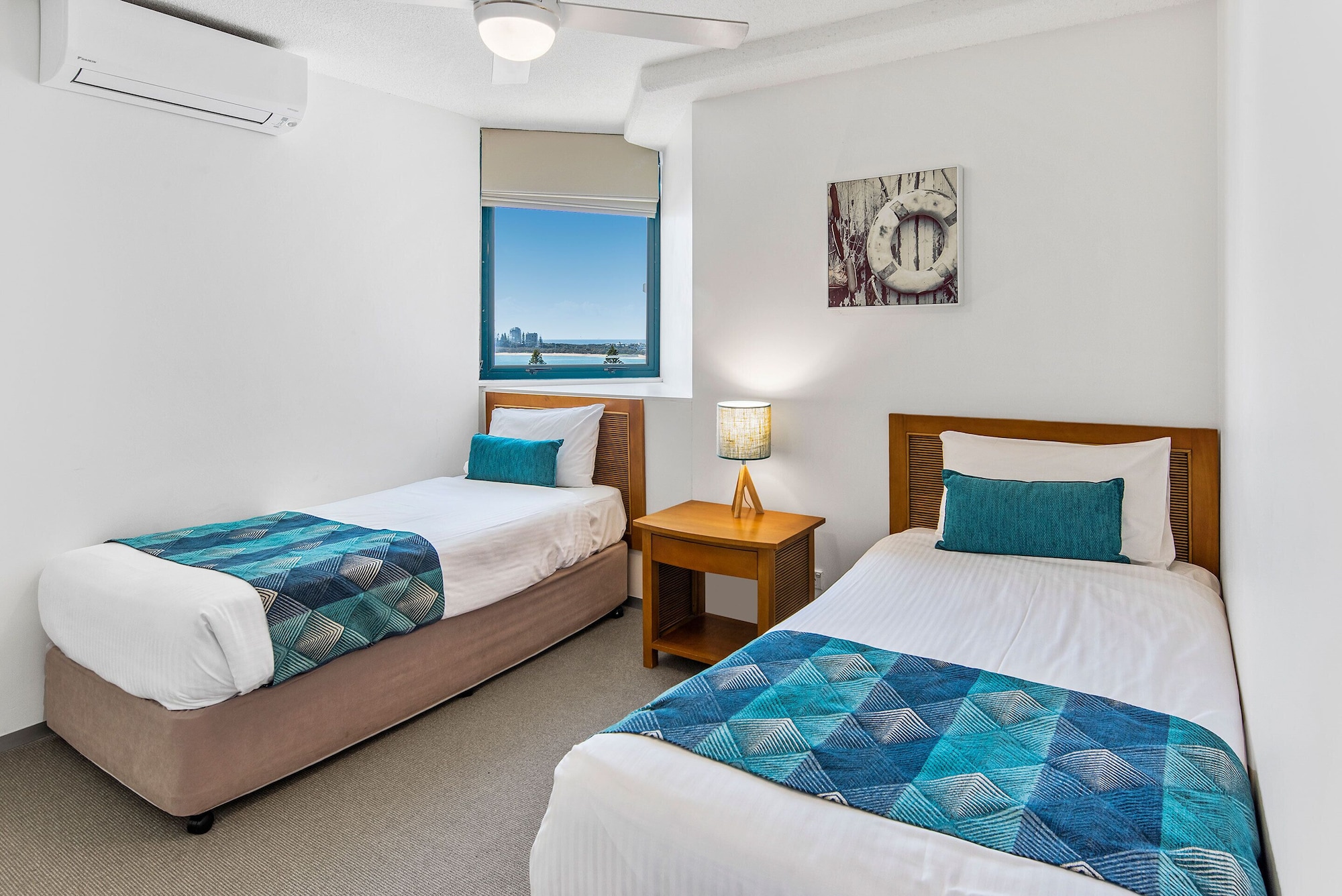 2 BEDROOMS, EXECUTIVE, APARTMENT