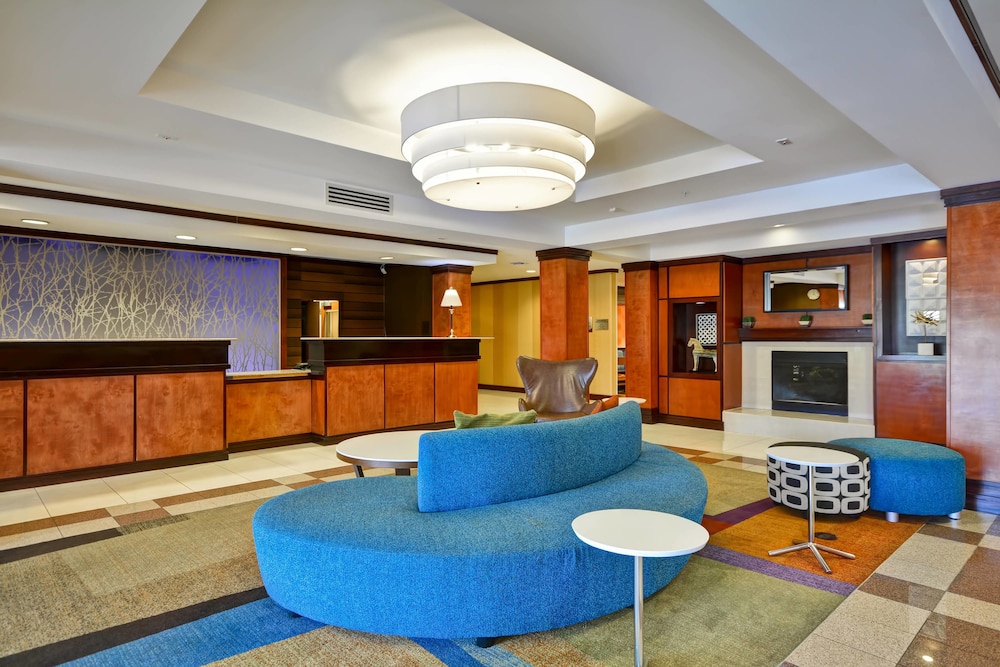 Fairfield Inn Suites Birmingham Fultondale I 65 16/22