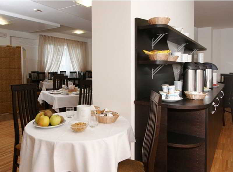 Hotel Mary 14/17
