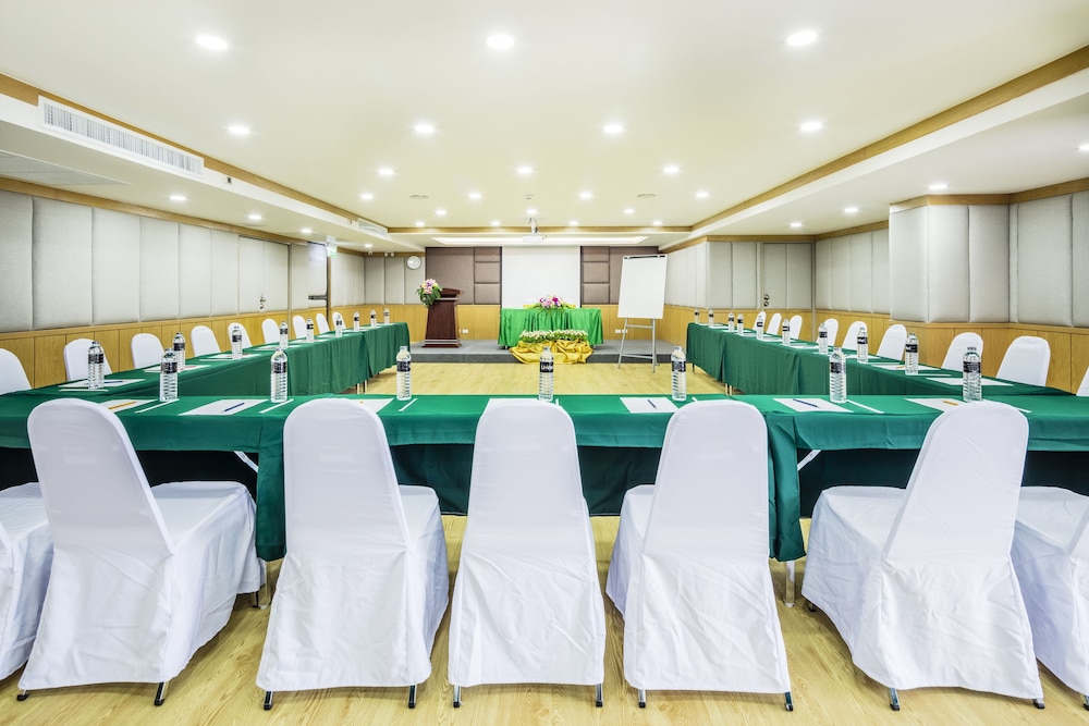 Livotel Hotel Hua Mak Bangkok 56/68