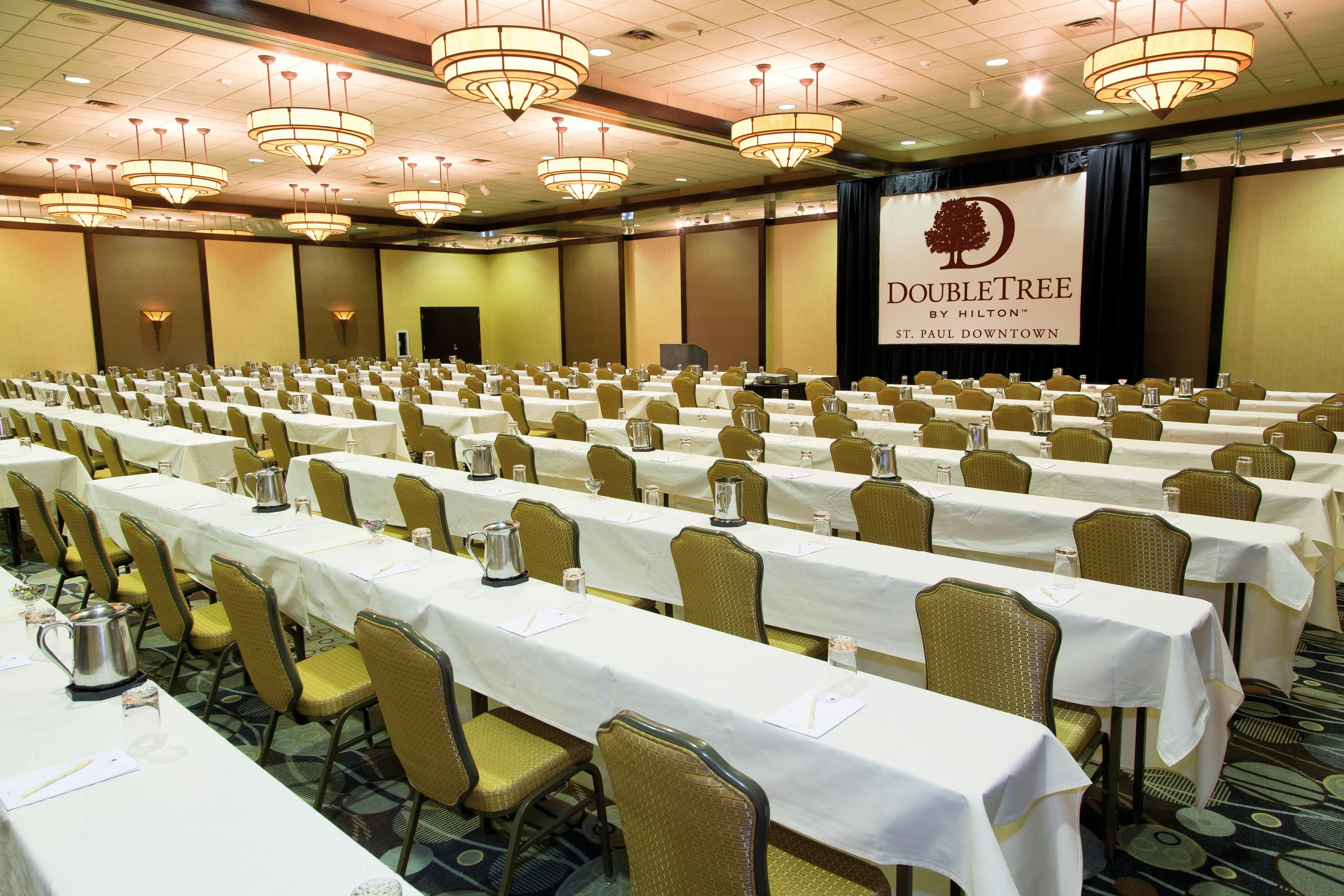 Doubletree By Hilton Hotel St. Paul Downtown 14/14