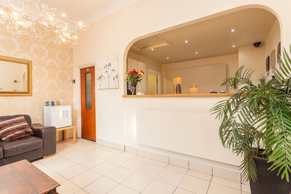 Roseview Alexandra Palace Hotel 5/50