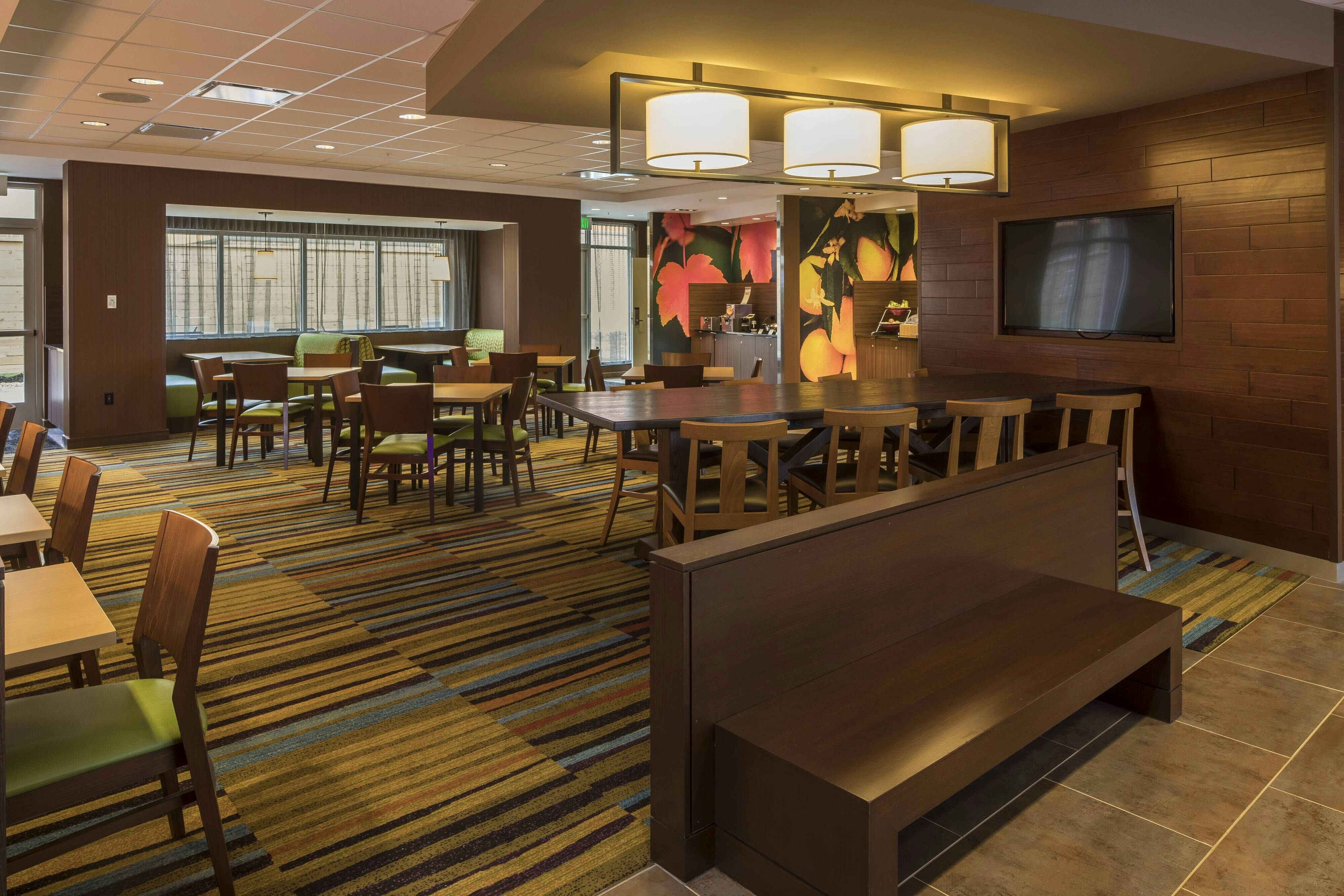 Fairfield Inn And Suites By Marriott Pittsburgh North Mccandless Crossing 15/16