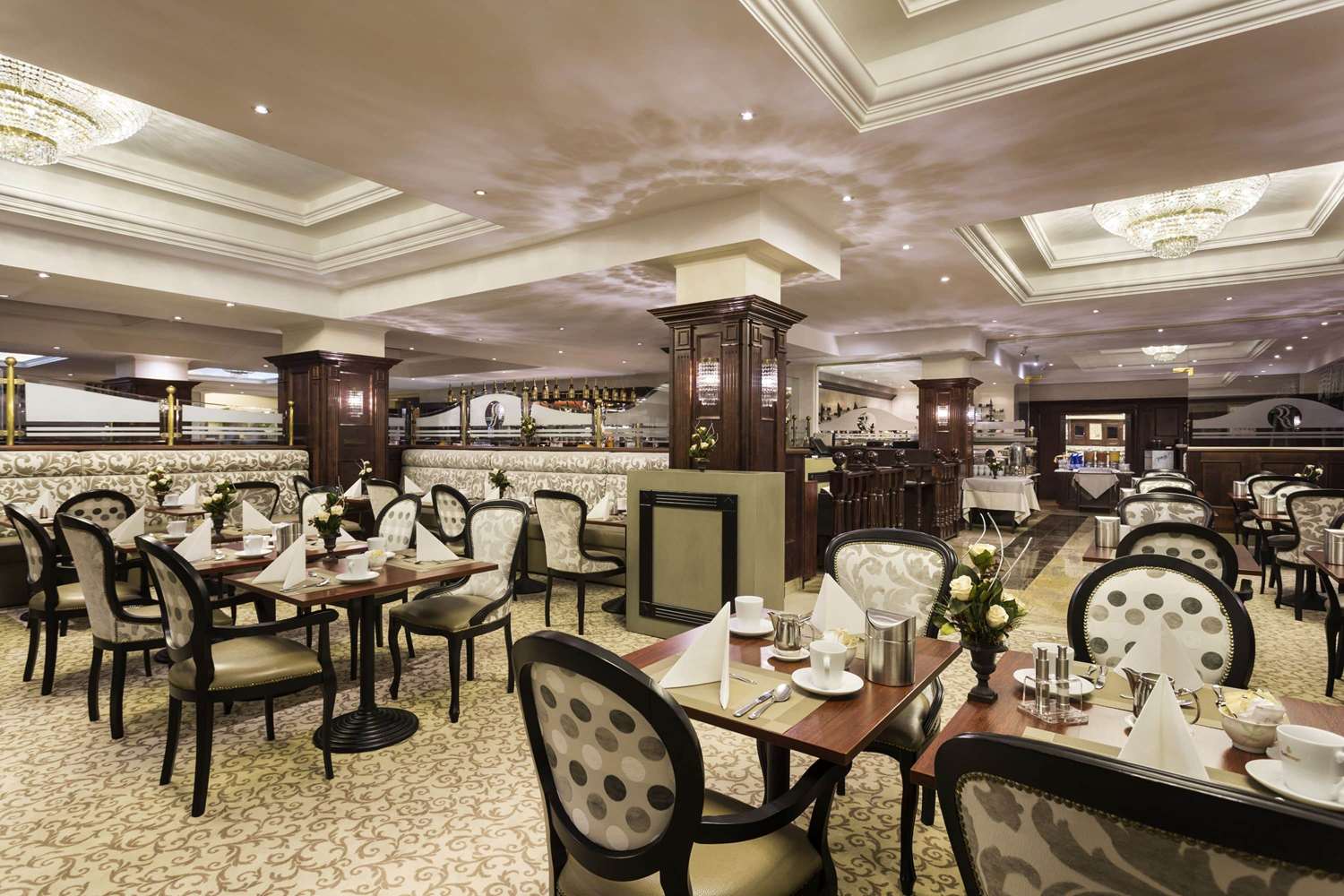 Ramada Hotel & Suites by Wyndham Bucharest North 10/15
