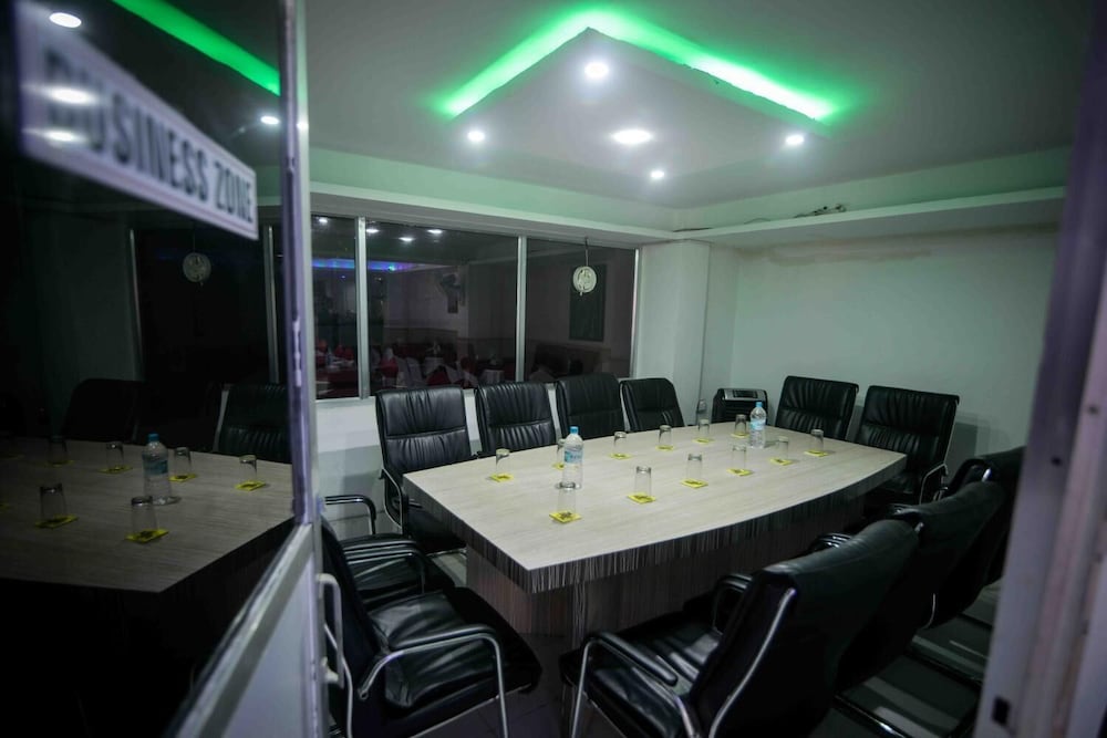 Hotel Shivam Plaza 28/30