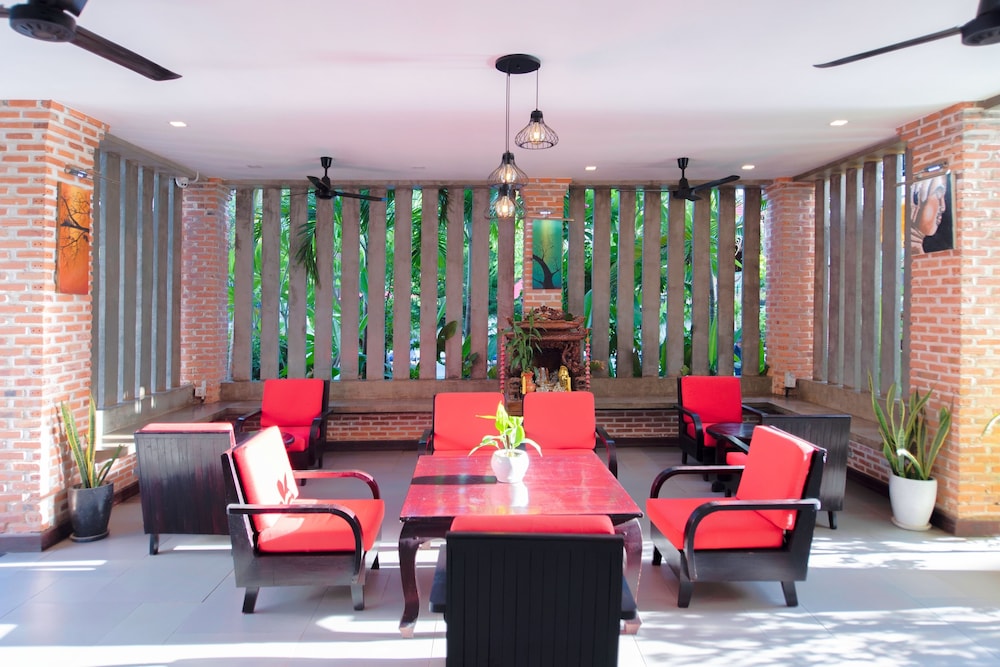 Dom Siem Reap 25/50