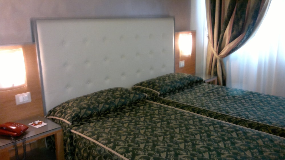 Hotel Riviera 29/55