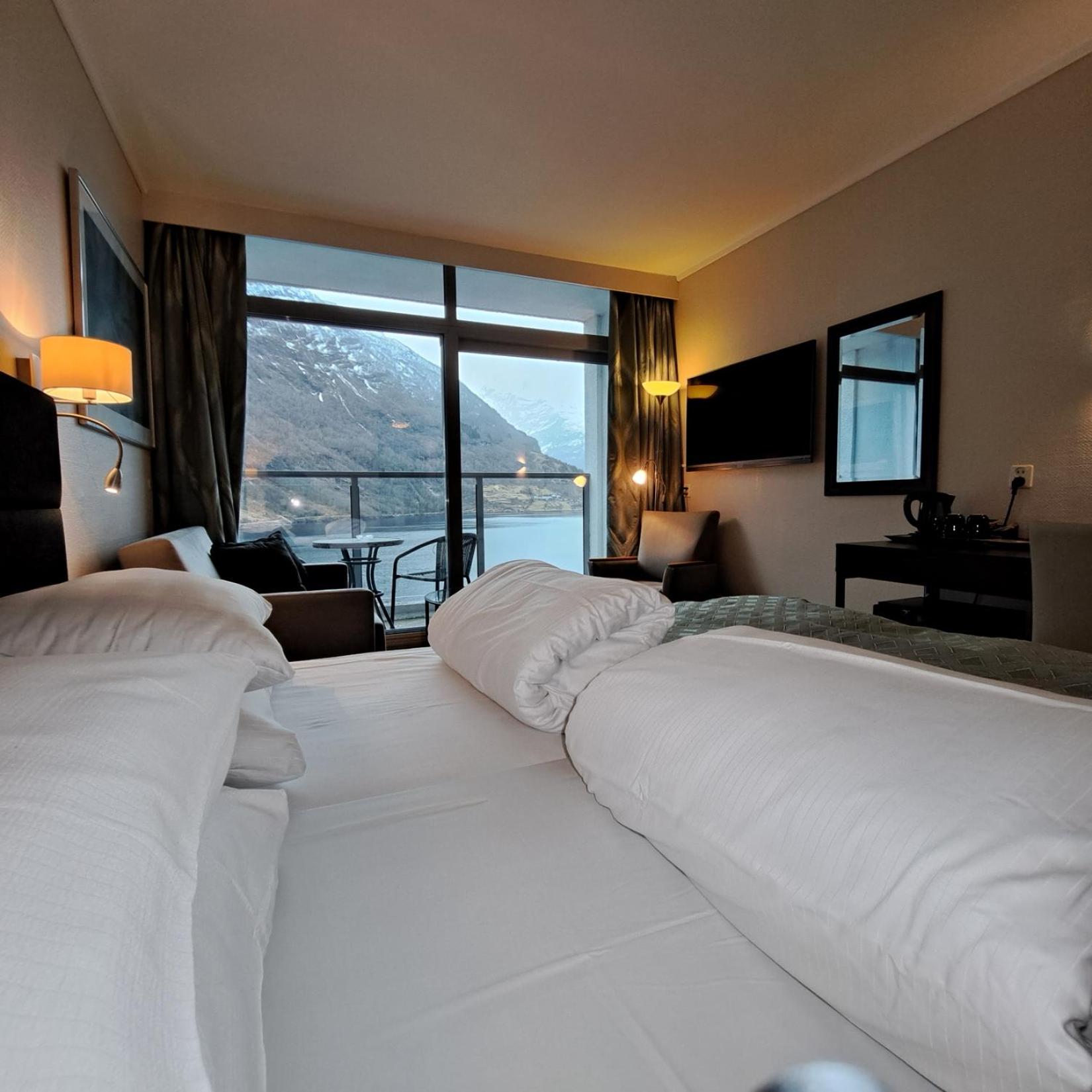 Superior, Twin Beds, Fjord View