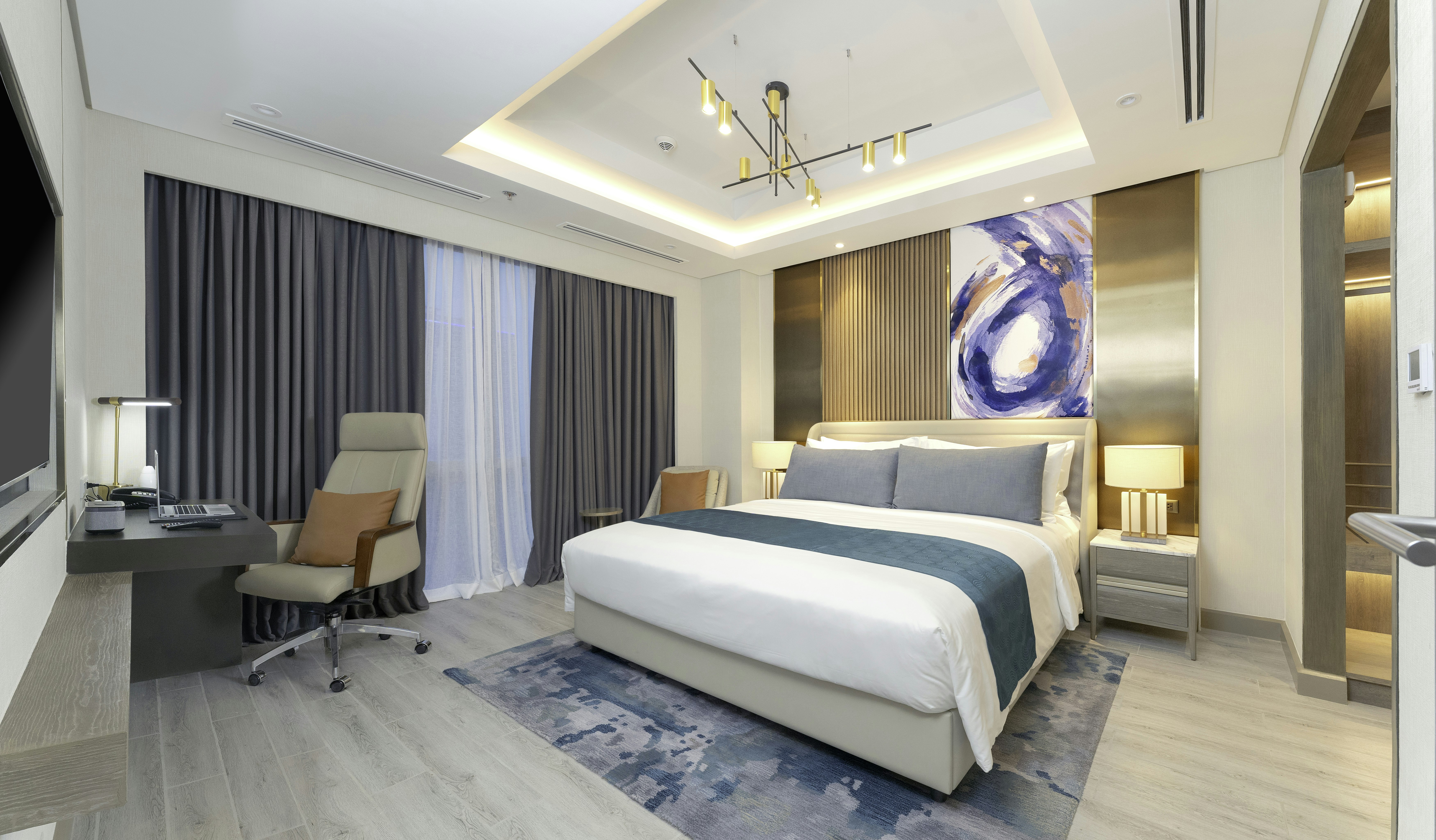 Room at Savoy Hotel Mactan, LAPU-LAPU
